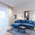 Apartman #stayhere - Brand New & Ultra Modern 1bdr Upscale Neighbourhood Paupys *