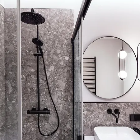 #stayhere - Brand New & Ultra Modern 1bdr Upscale Neighbourhood Paupys Апартаменты