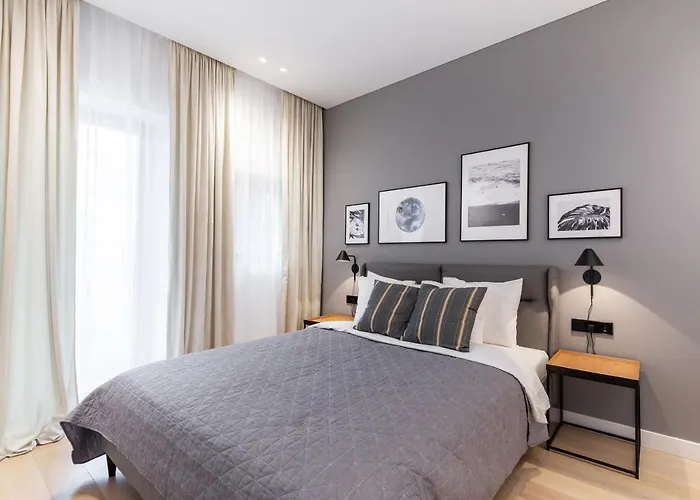 #stayhere - Brand New & Ultra Modern 1bdr Upscale Neighbourhood Paupys Διαμέρισμα *