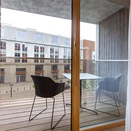 #stayhere - Brand New & Ultra Modern 1bdr Upscale Neighbourhood Paupys Apartment *